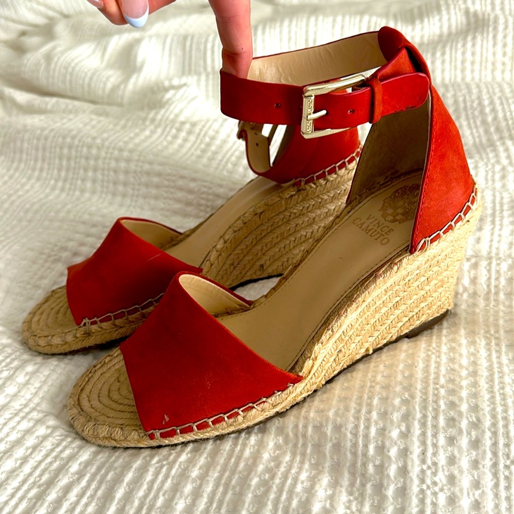 Vince Camuto Red Suede Wedge Sandals Size 10